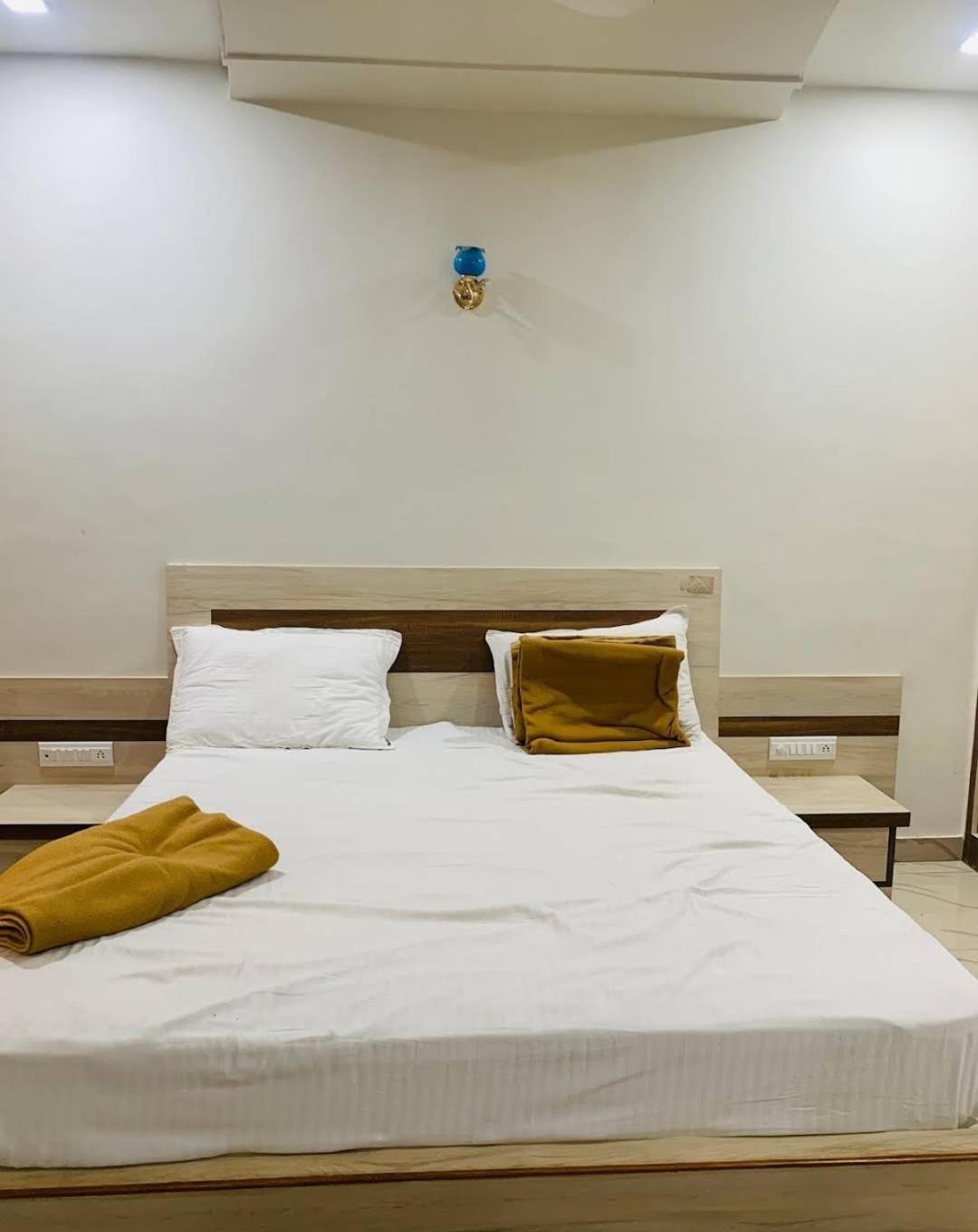 Shree Saurashtra Leuva Patel Samaj Nathdwara Villa Exterior photo